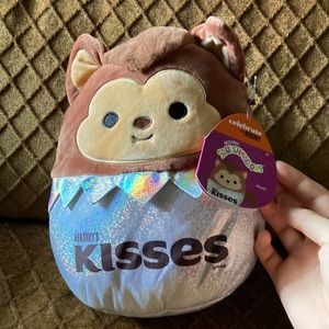 wade halloween squishmallow!!